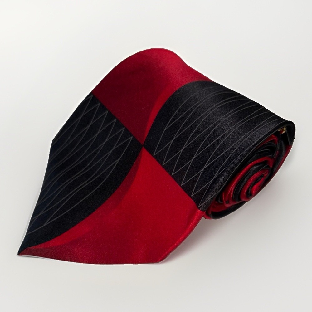 Giorgio‎ Brutini Black Red Necktie Silk Geometric Gold Chain  Mens Tie